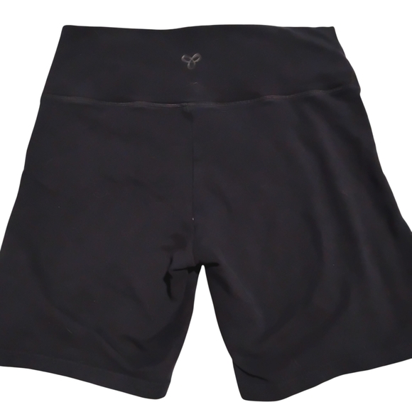 TNA ARITZIA | TnaChill Atmosphere Hi-rise 5" Black Bike Short | Size Medium - Picture 9 of 9